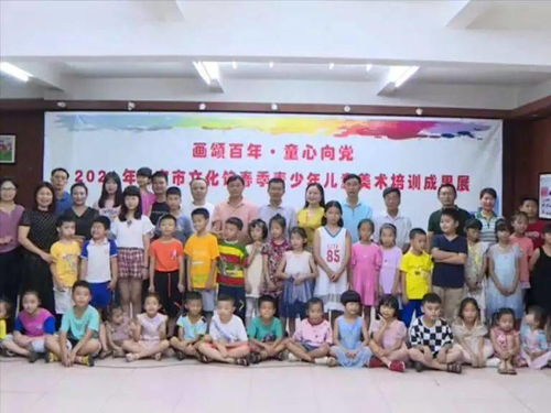 万宁举办2021年春季青少年儿童美术培训成果展